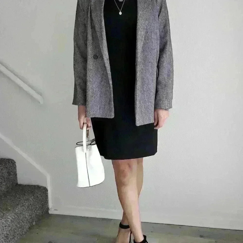 Black Akris Punto Dress - Picture 3 of 5
